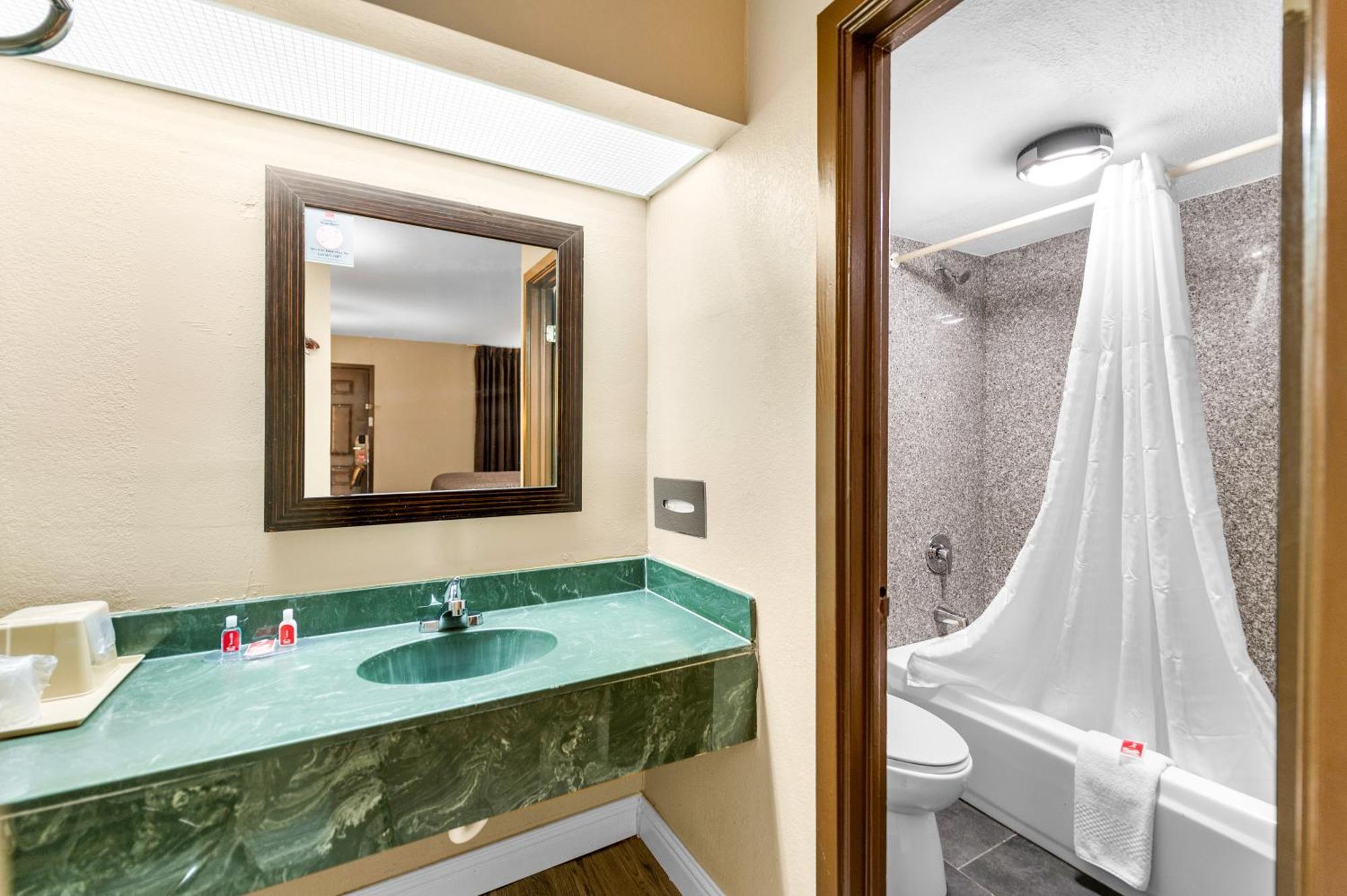 Econo Lodge Texarkana I-30 Buitenkant foto