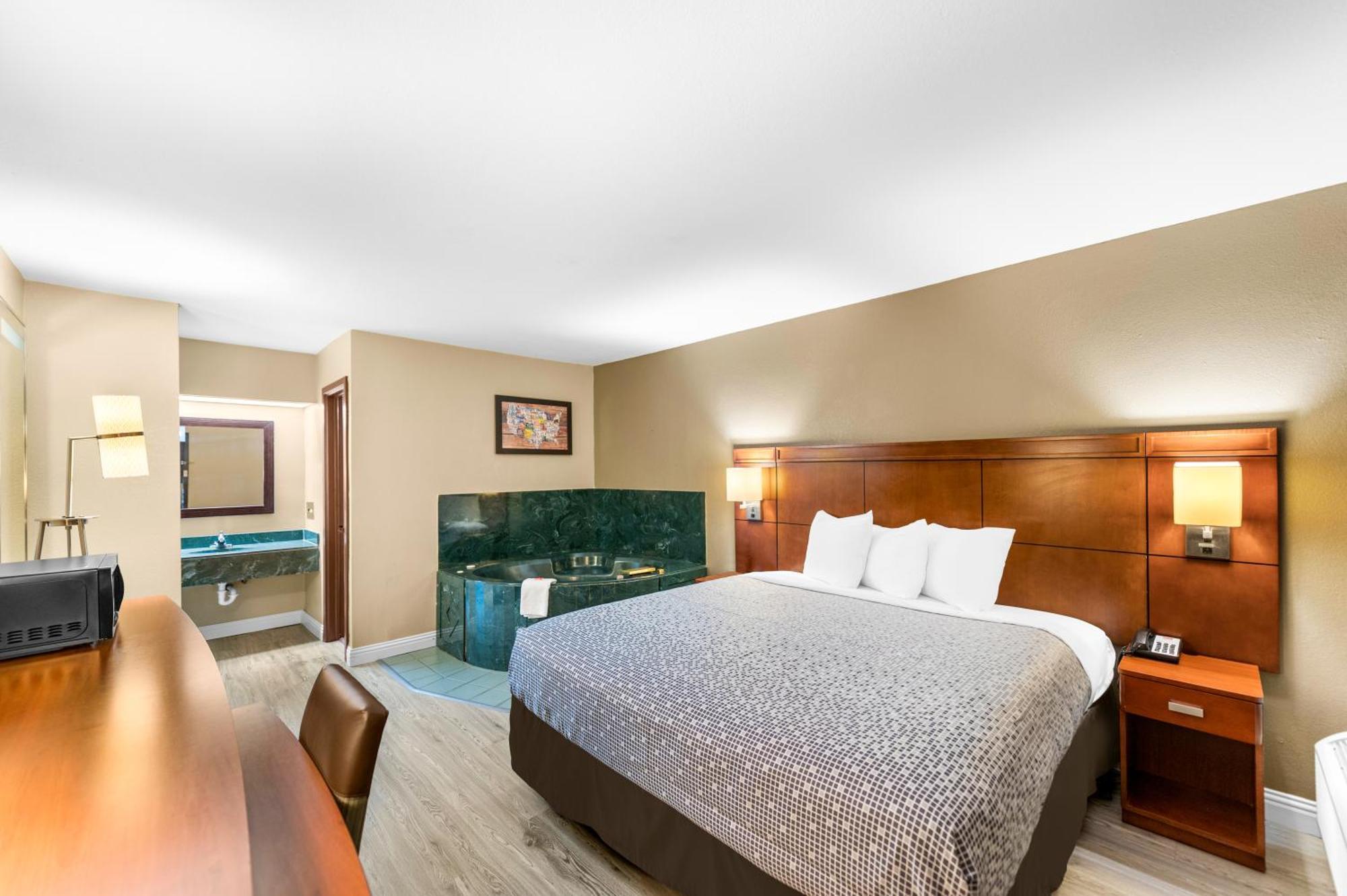 Econo Lodge Texarkana I-30 Buitenkant foto