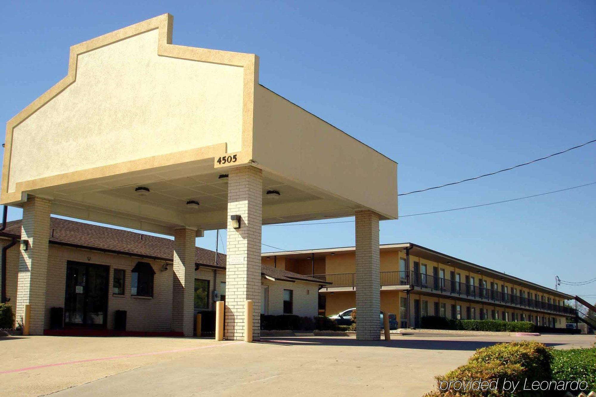 Econo Lodge Texarkana I-30 Buitenkant foto