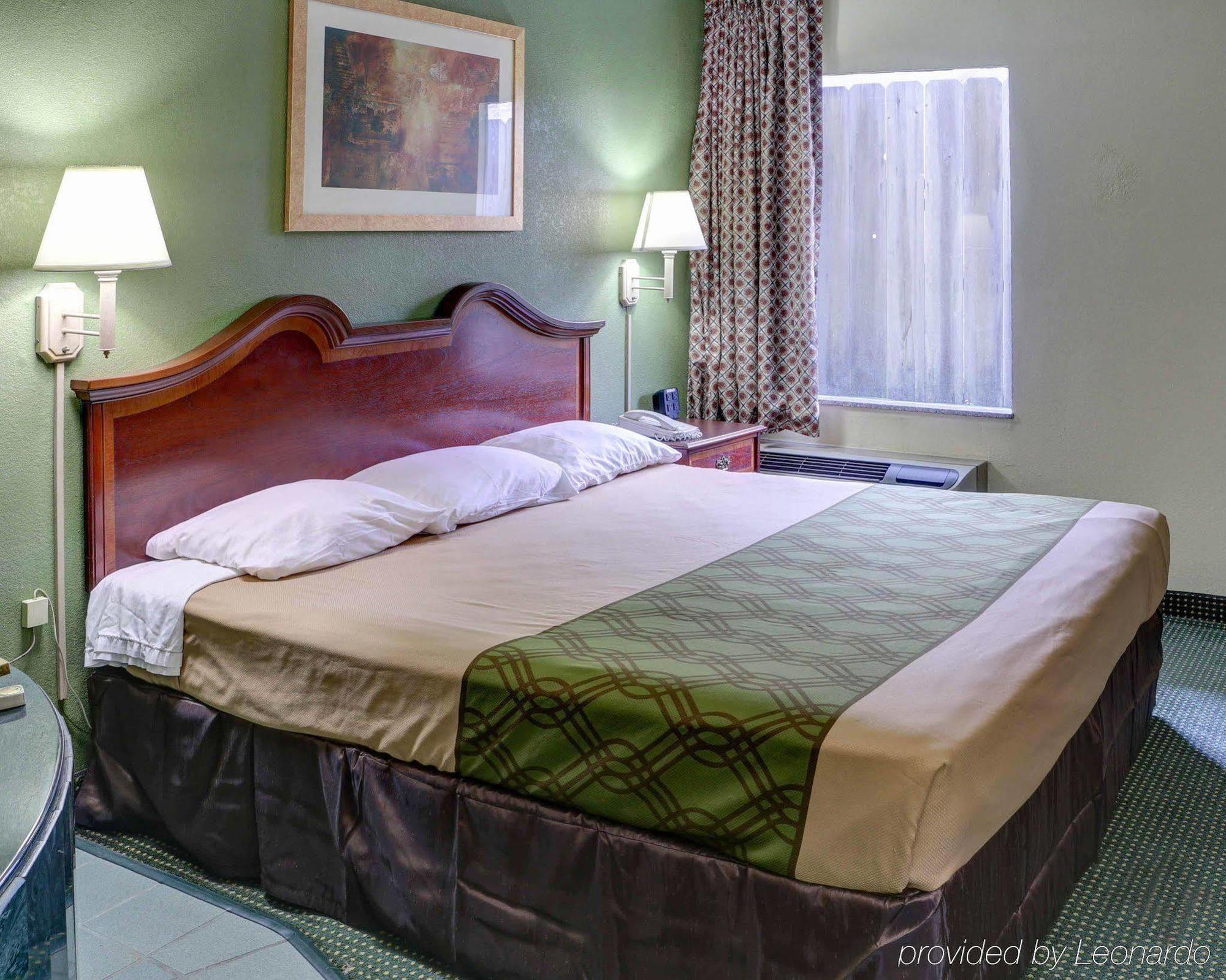 Econo Lodge Texarkana I-30 Buitenkant foto
