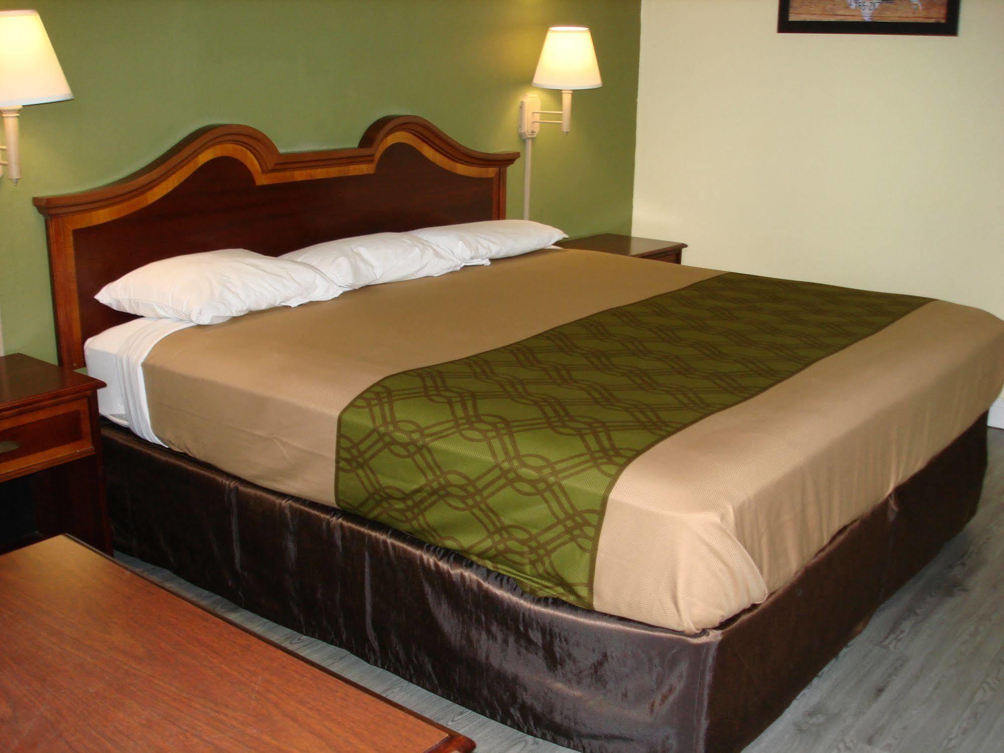 Econo Lodge Texarkana I-30 Buitenkant foto